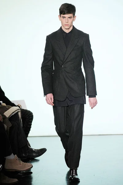 Look 8